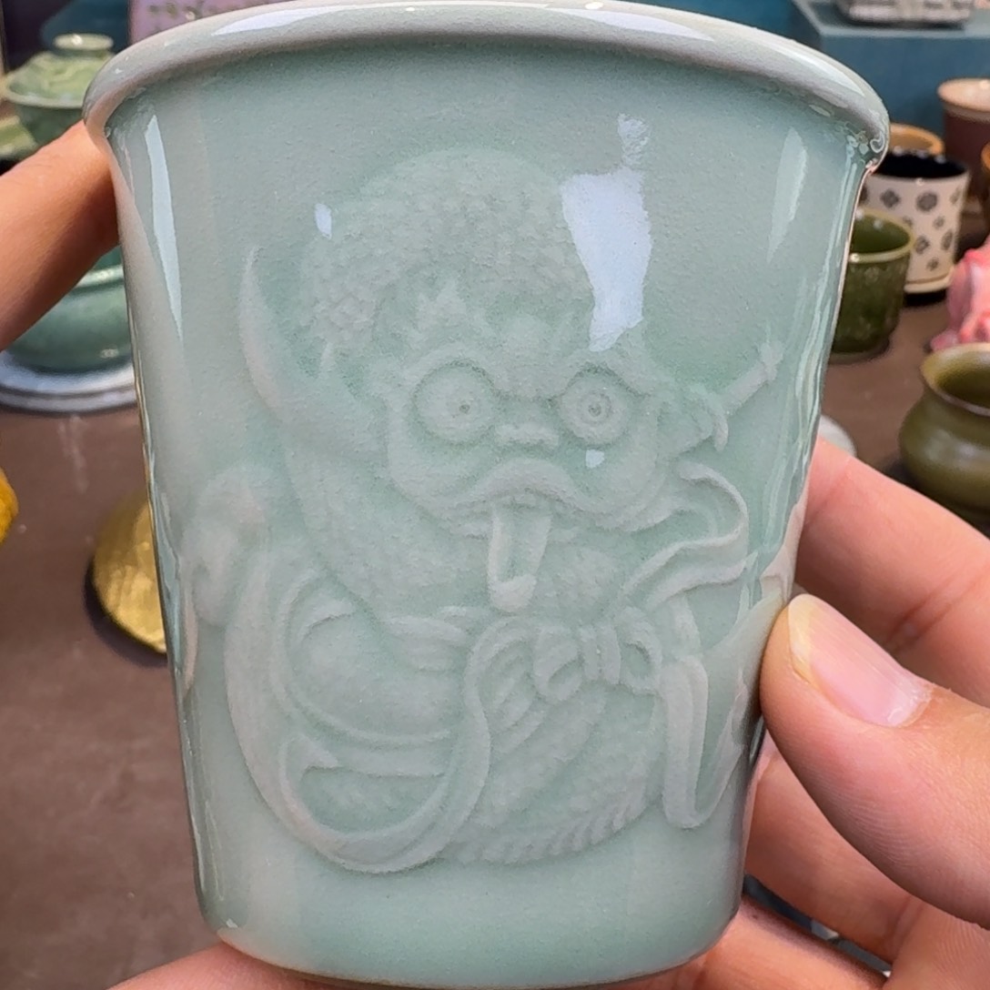 杯龙泉青瓷茶具微瑕