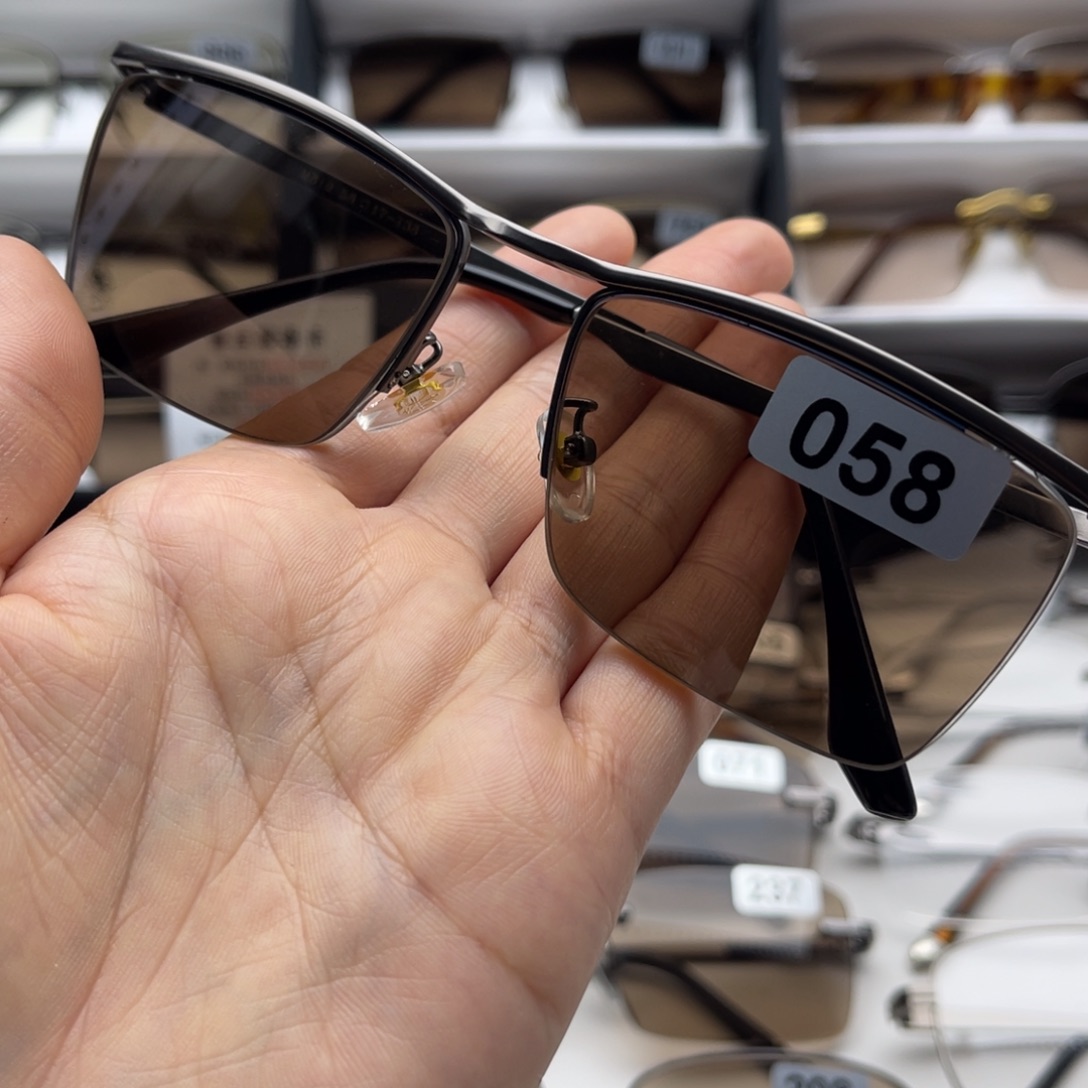 泳***）天然水晶石头眼镜