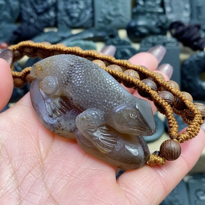 和田玉（青玉）颈饰未镶嵌