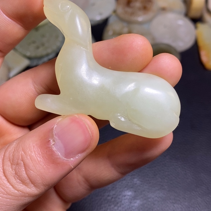 颈饰未镶嵌和田玉