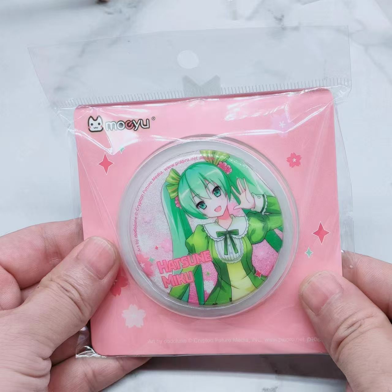 A35初音未来-四季春天徽章5043五个