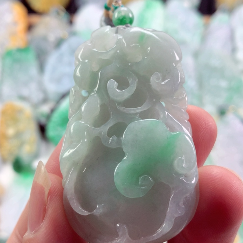 【闪购商品】翡翠吊坠(不含链)未镶嵌