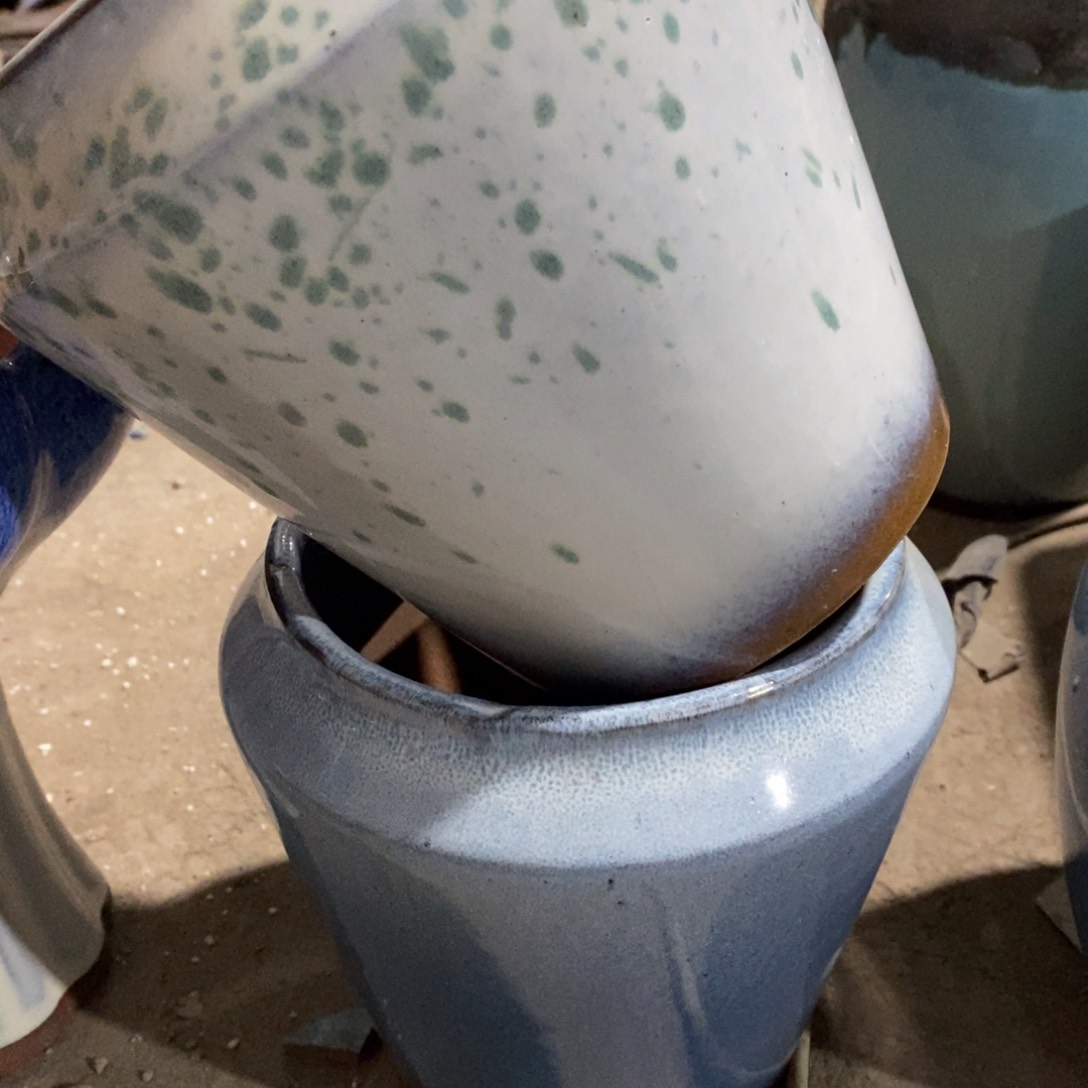 红陶瑕疵13-17两个