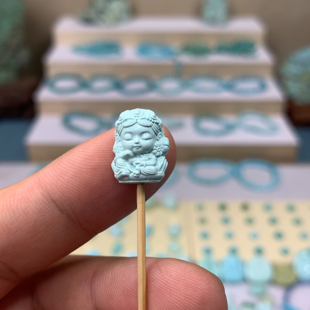 绿松石配饰未镶嵌