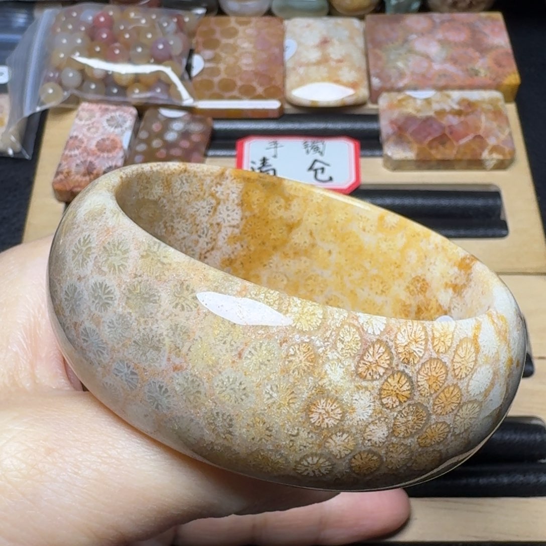 硅化玉57宽，双面花未镶嵌