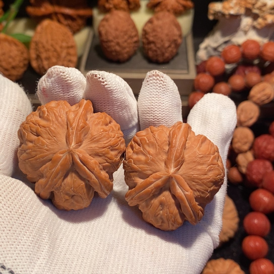 文玩核桃把件平谷元宝三愣全品41