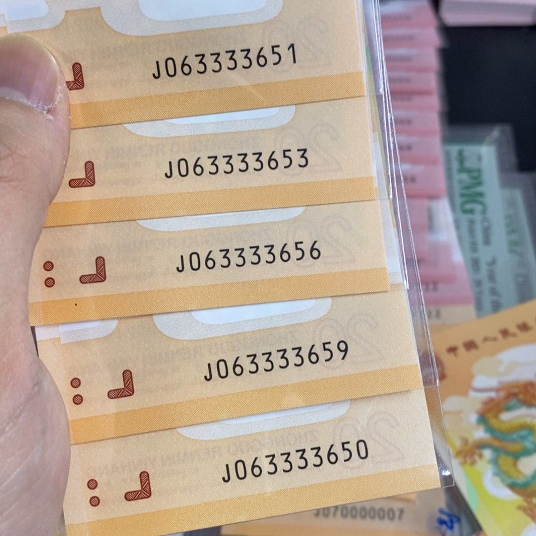 塑料063333头五张。。。。。。。