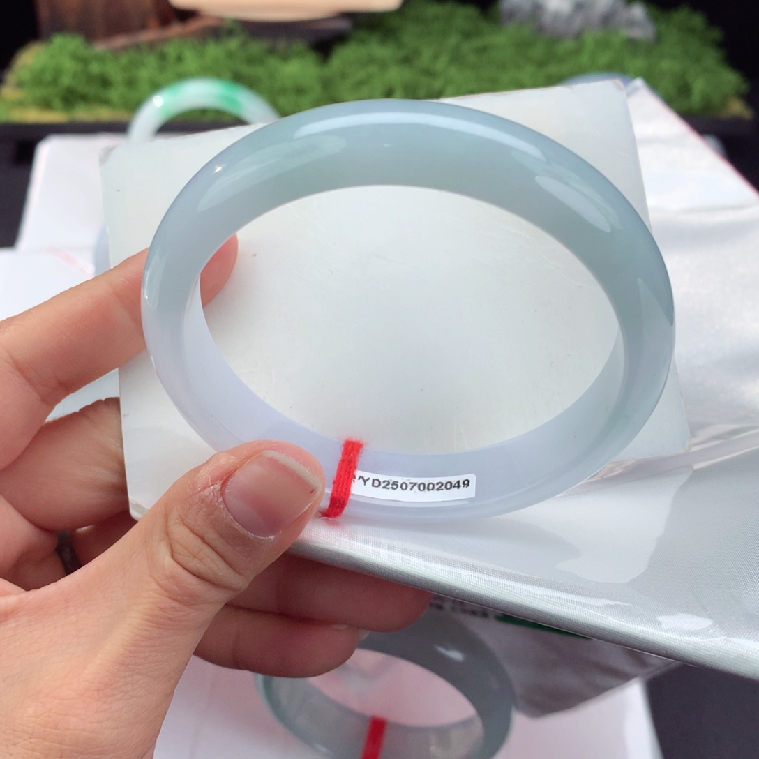 翡翠未镶嵌手镯纯天然缅甸翡翠