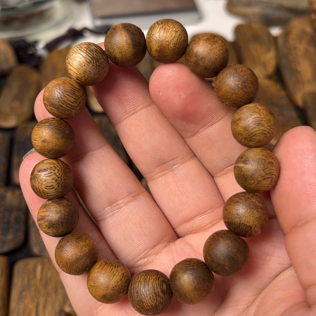 沉香手串奇楠沉香卡1.2圆珠单圈手串一条（福利）