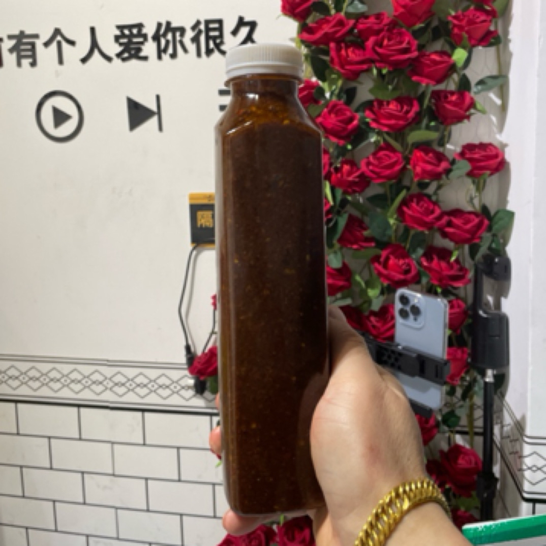 白色塑料凉拌鲫鱼调料瓶