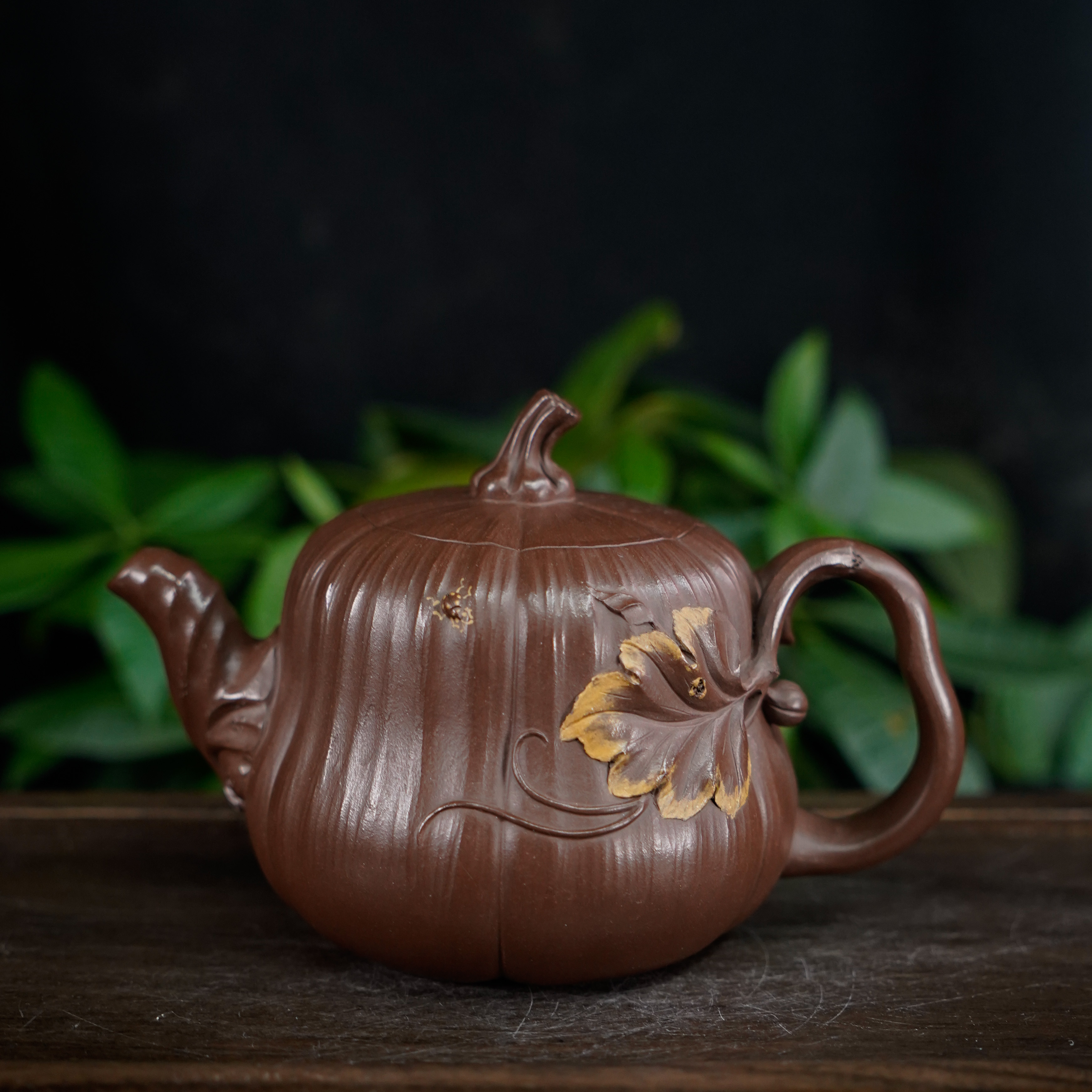 GSZS-5728  夏转其  宜兴手工紫砂 高南瓜（多纹理）  