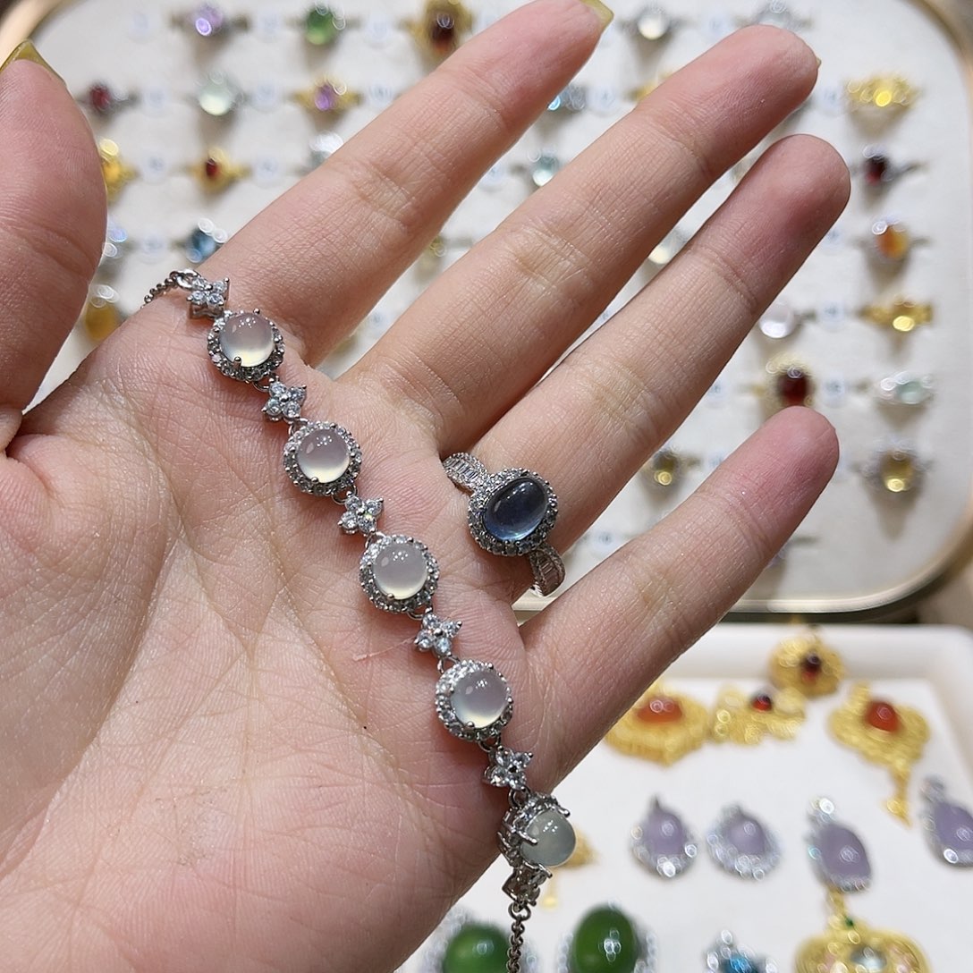 蛇纹石玉戒指银S925镶嵌烤***剧