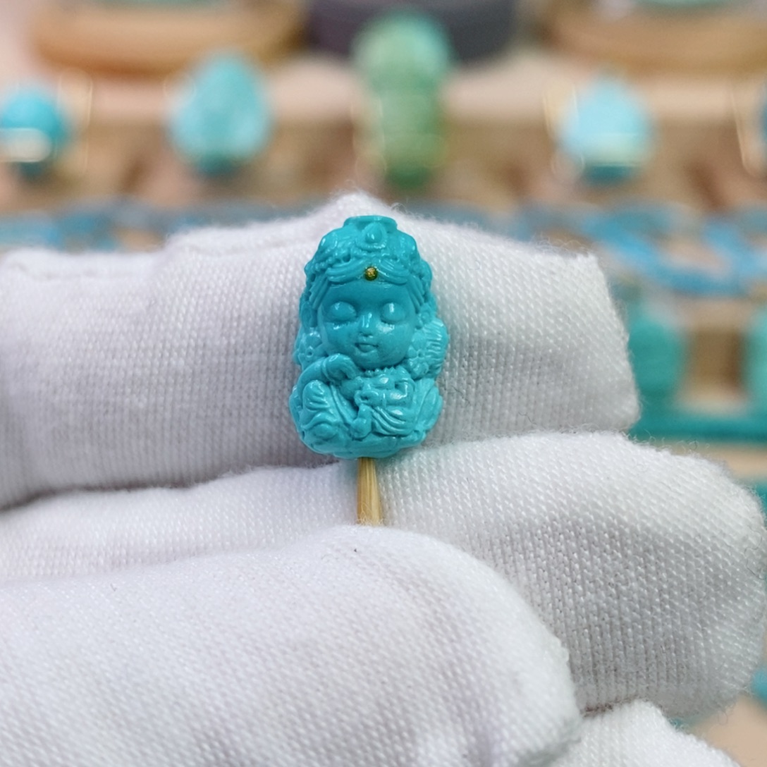 绿松石未镶嵌珠宝奇石