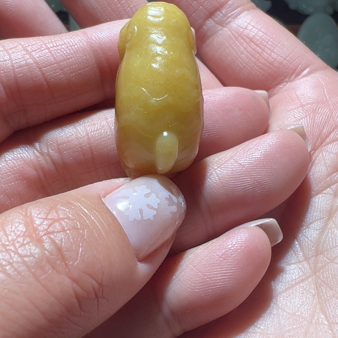 公***明和田玉未镶嵌颈饰