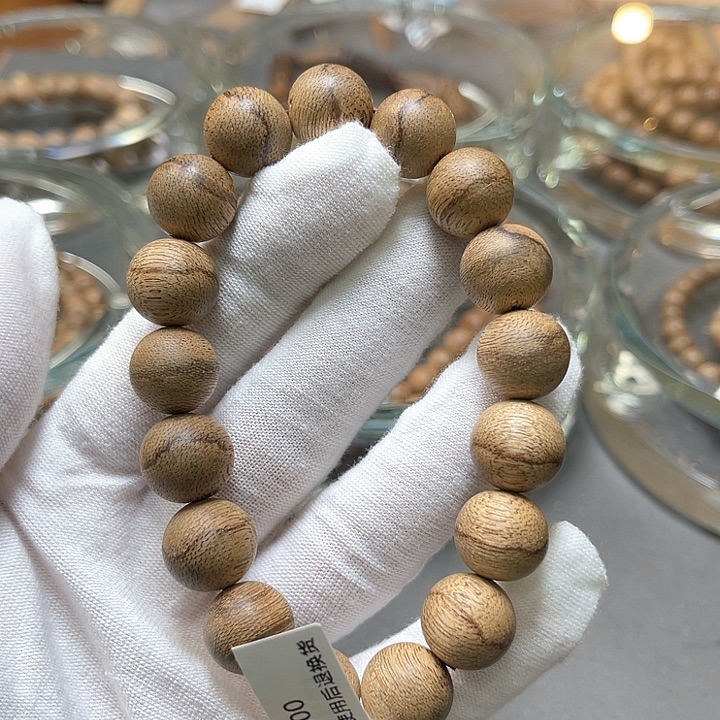 沉香手串文莱沉香特级1.2/11克味道炸裂