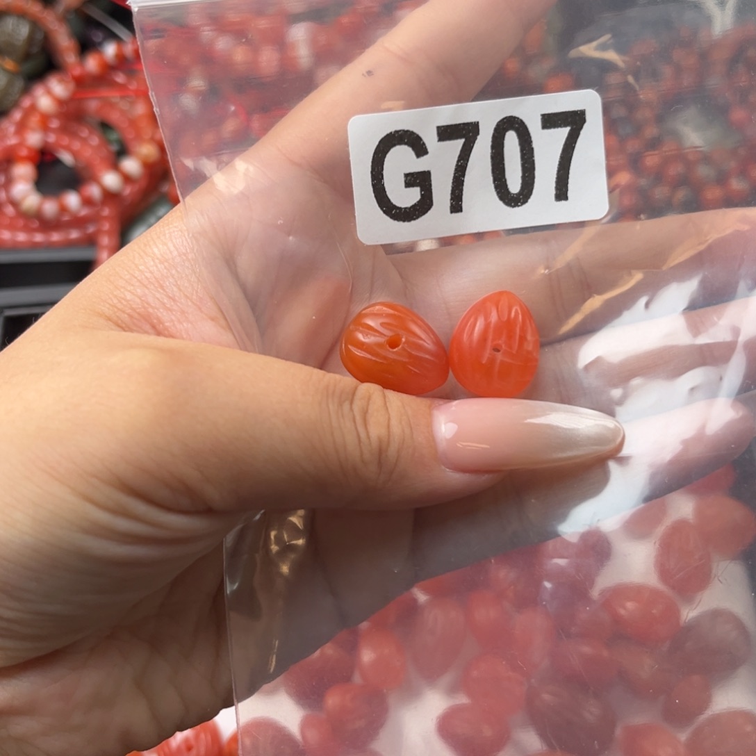 南红玛瑙未镶嵌珠宝奇石