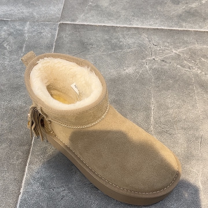 518529873卡其37码