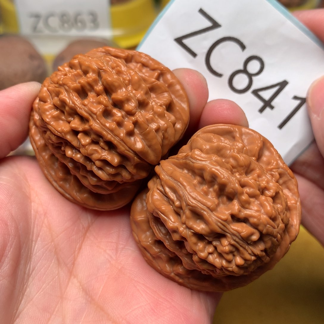 文玩核桃把件汉高楼43