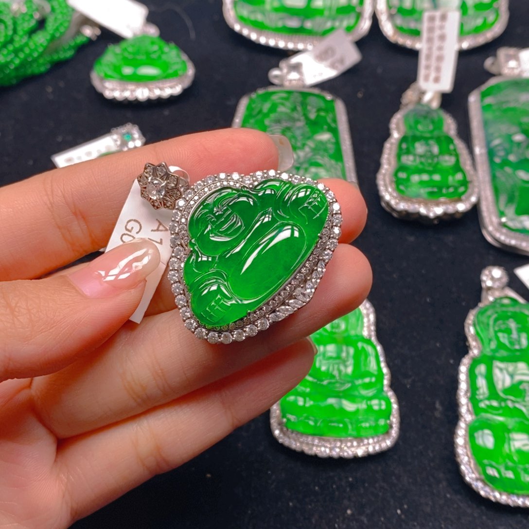 翡翠颈饰银S925镶嵌8888888888