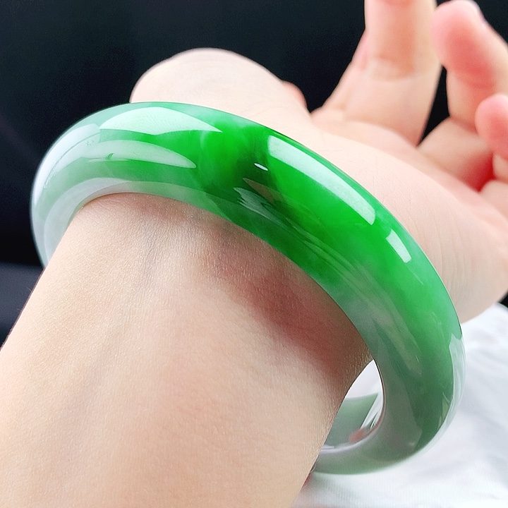 未镶嵌手镯翡翠58轮胎