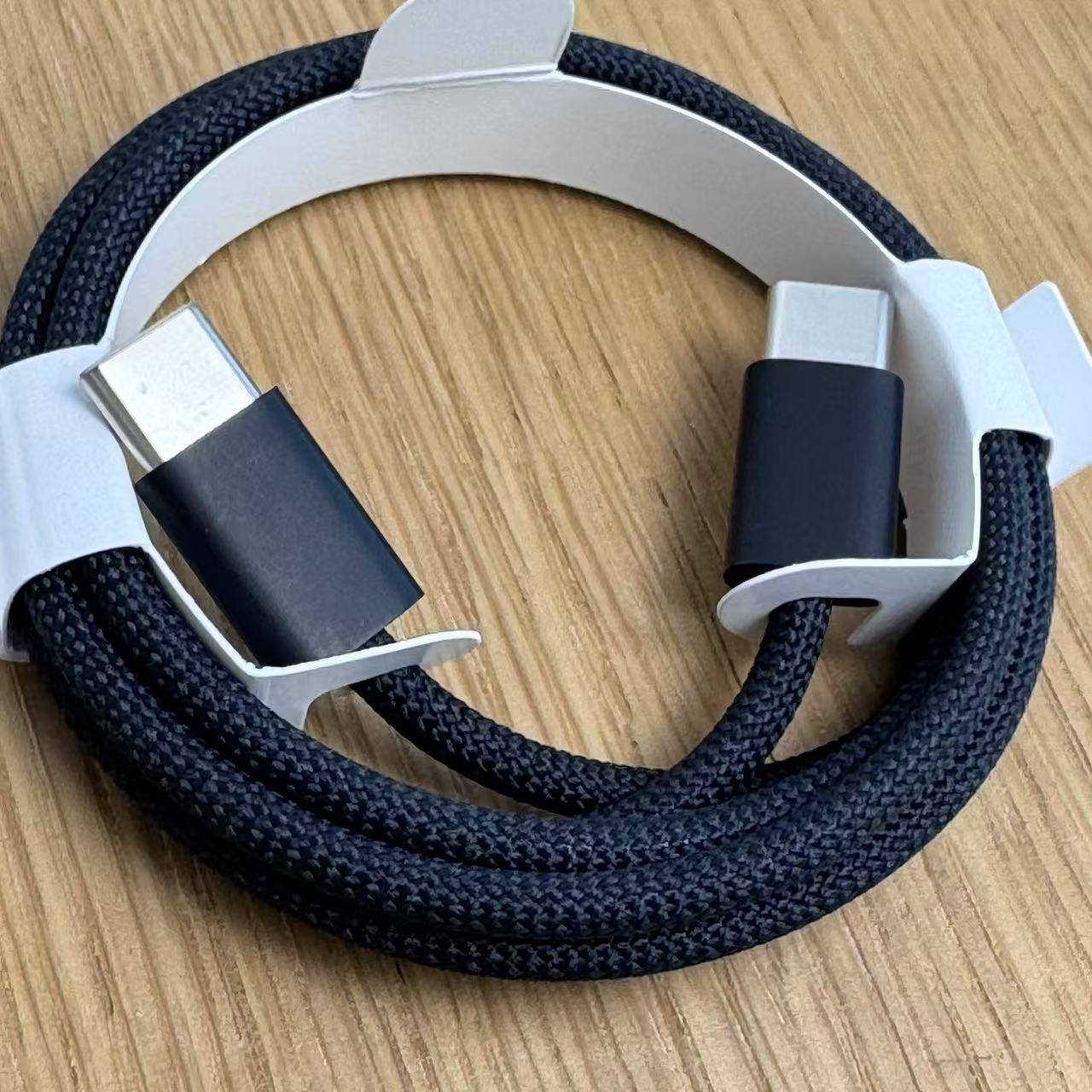 99新 Apple/苹果 苹果原装15系列黑色编织线
