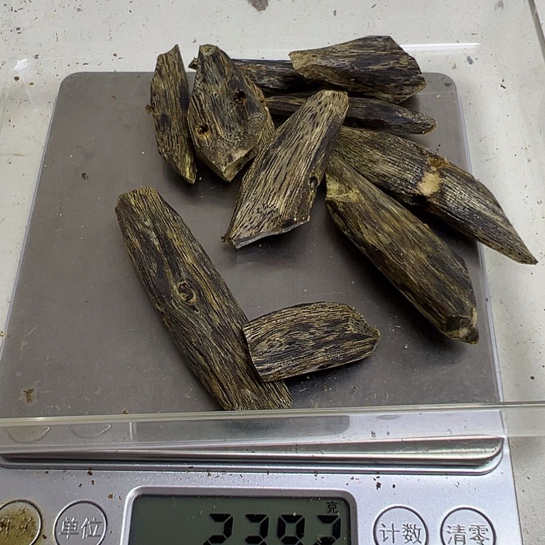 不***变沉香沉香碎屑块料60克