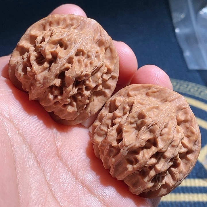 【闪购商品】文玩核桃吊坠天地