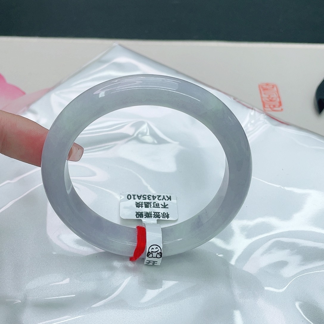 翡翠手镯未镶嵌正57.6