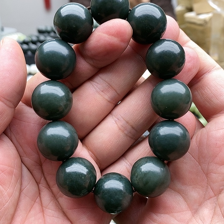 【闪购商品】未镶嵌手链和田玉20油青