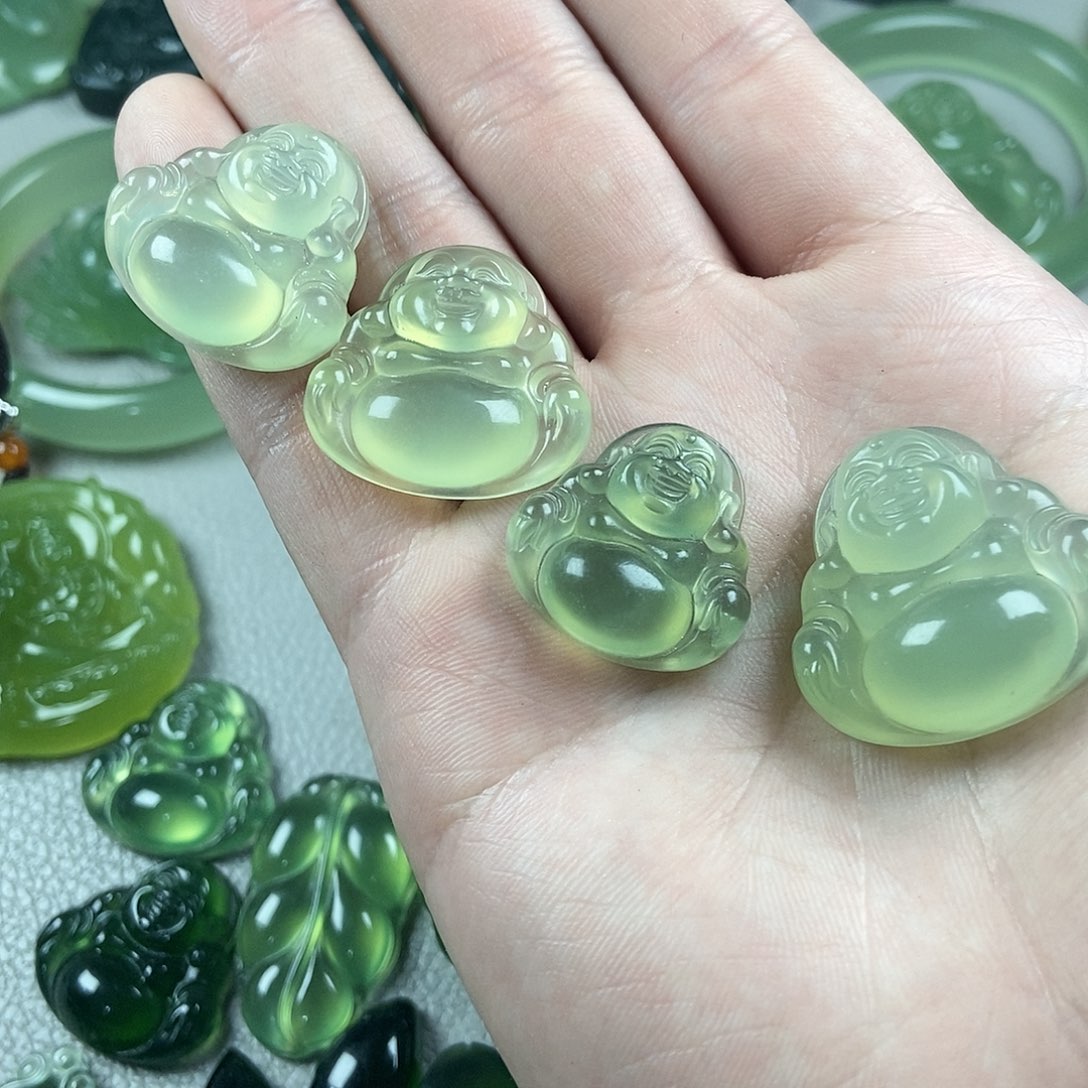 【闪购商品】蛇纹石玉岫玉未镶嵌道****堂
