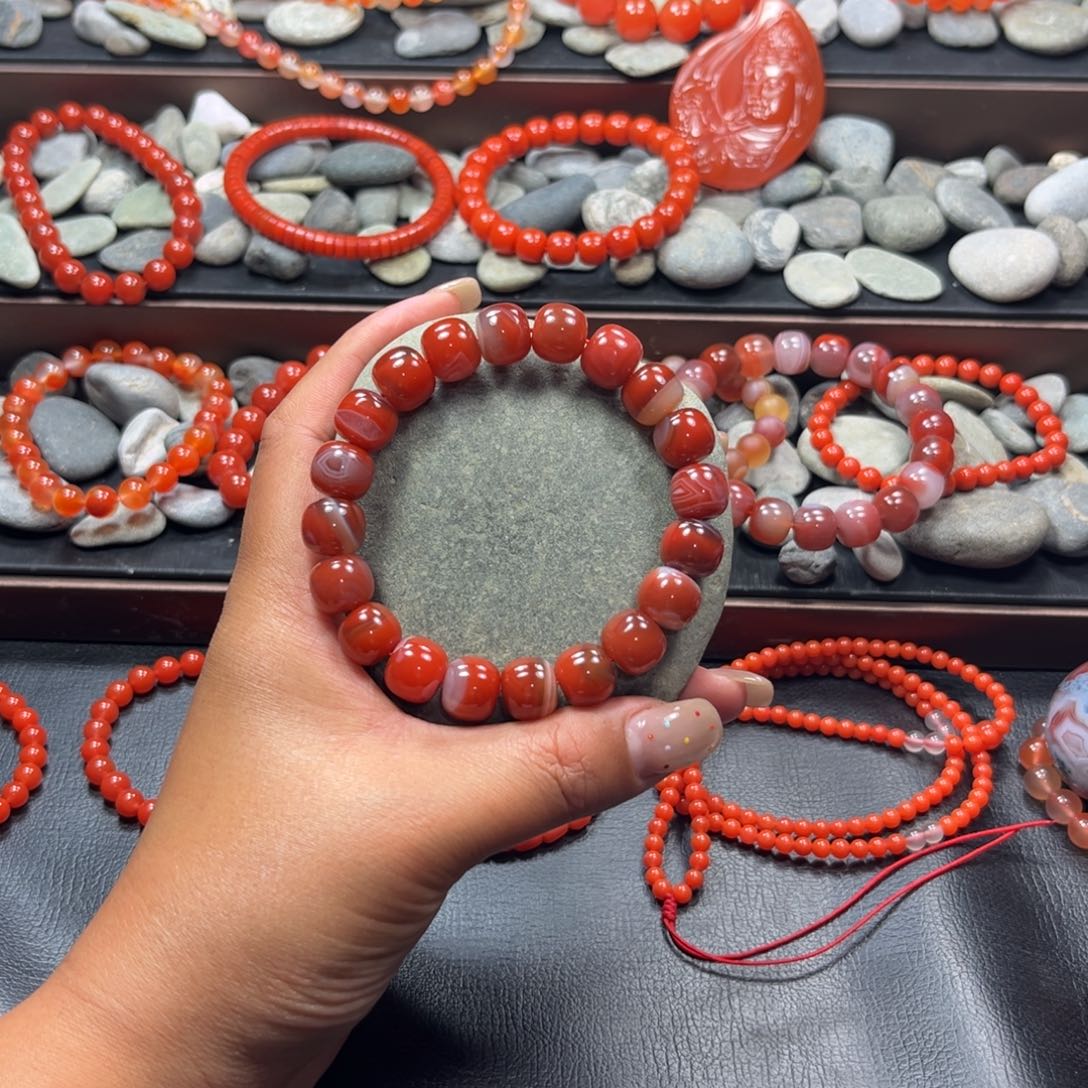 茶***留南红玛瑙未镶嵌手串卡11老型单圈