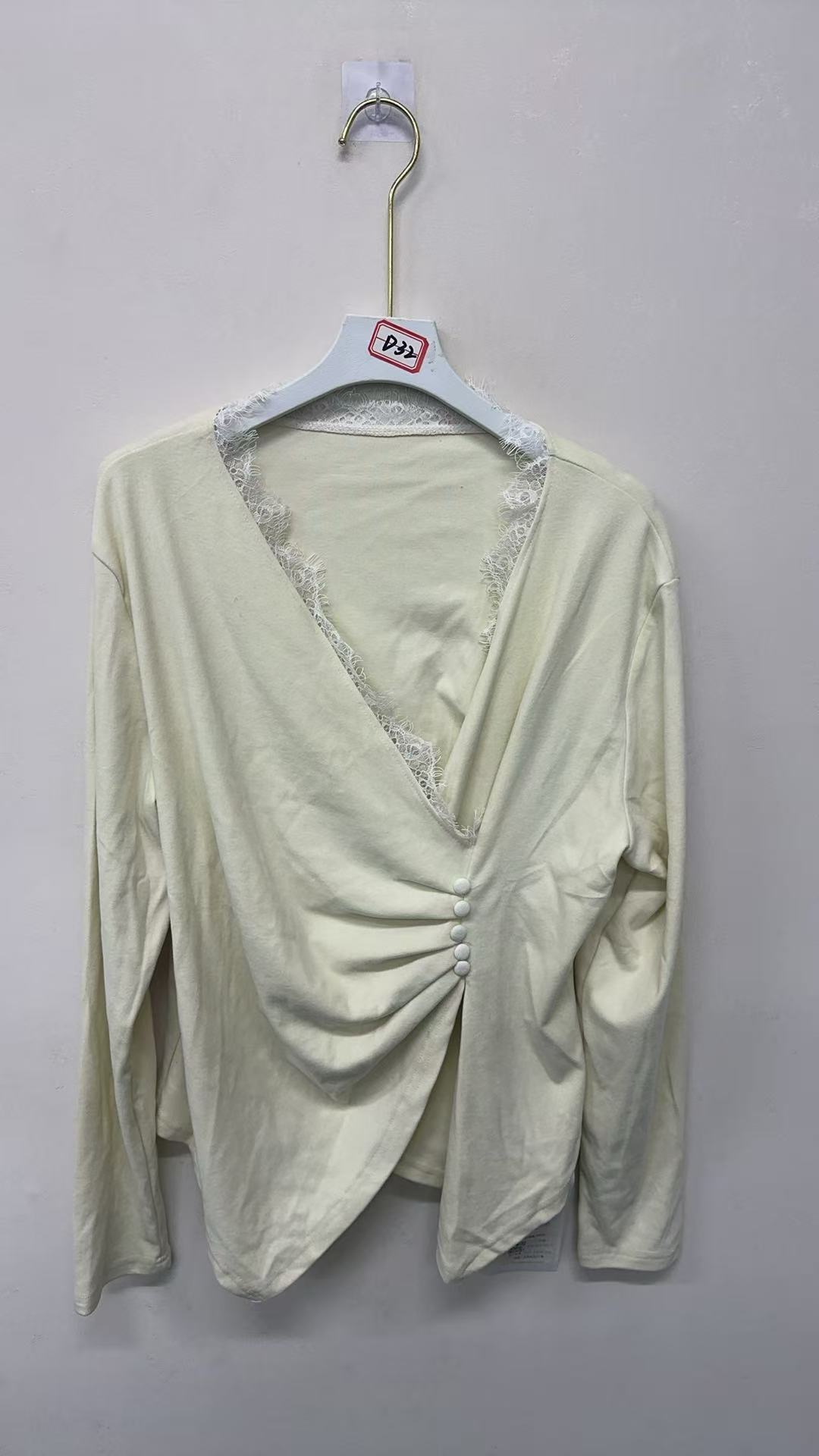 女士百搭上衣D32-杰