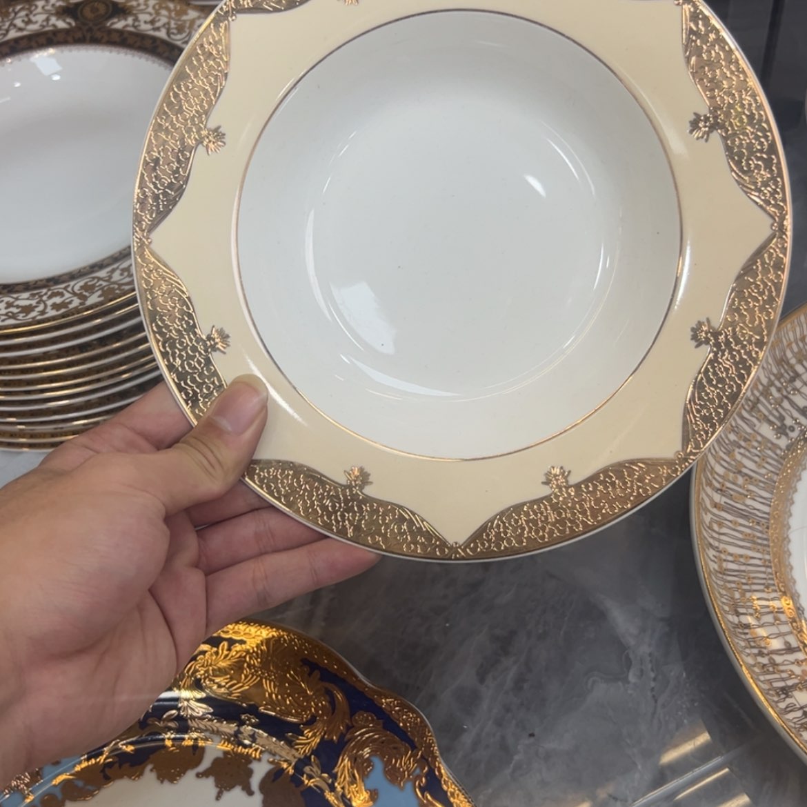 【闪购商品】瓷片8.5寸草帽盘两个一单福利价