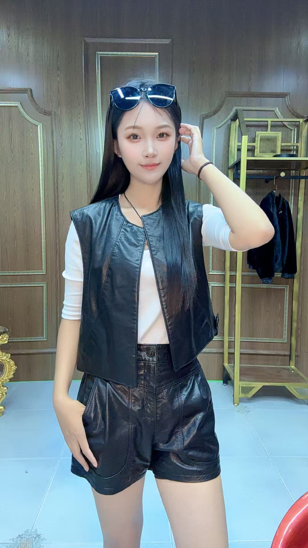 爆款明星同款真皮马甲小牛皮欧货甜心风【马甲】