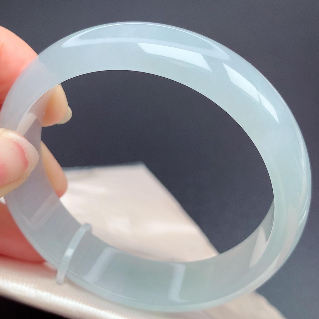 翡翠未镶嵌手镯念*妈58圈口