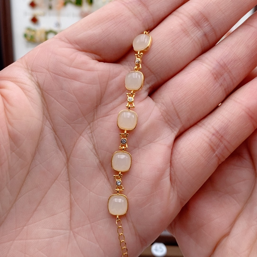 银S925镶嵌和田玉耳饰?*