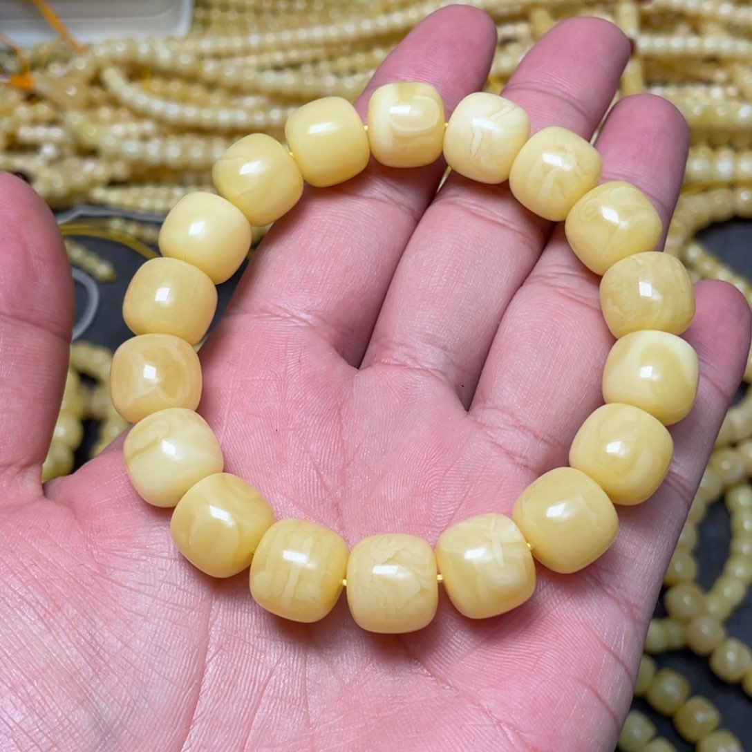 蜜蜡裸石未镶嵌康**子蜜蜡手串13mm