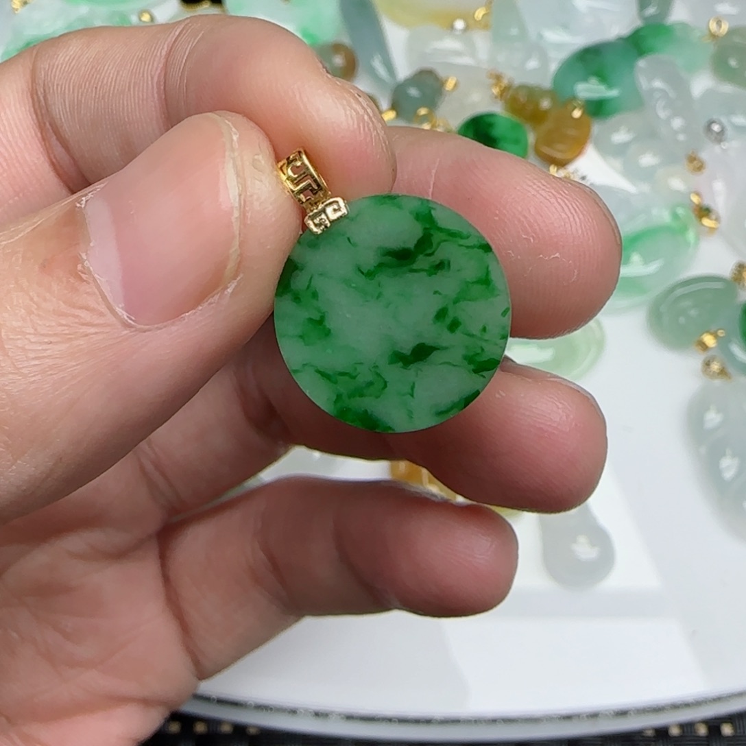 【闪购商品】翡翠颈饰18K金镶嵌小圆