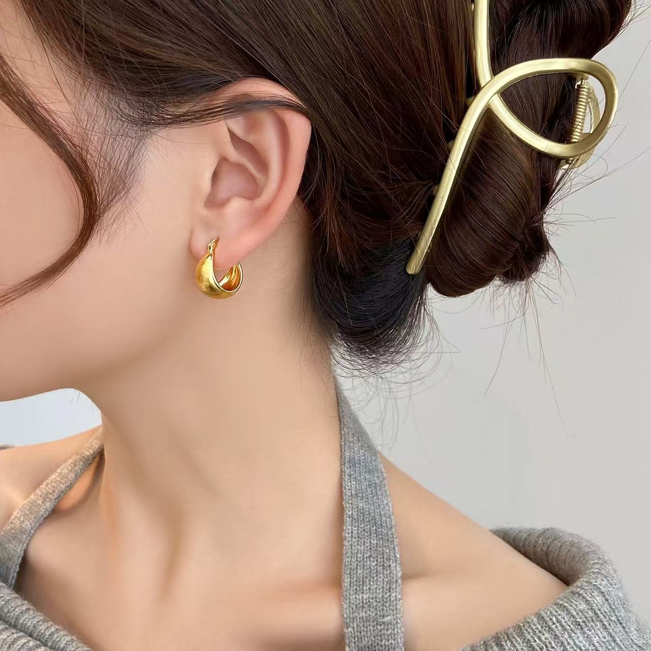 925银耳饰 金色耳扣精致素圈耳钉女耳圈小众简约百搭高级感耳饰
