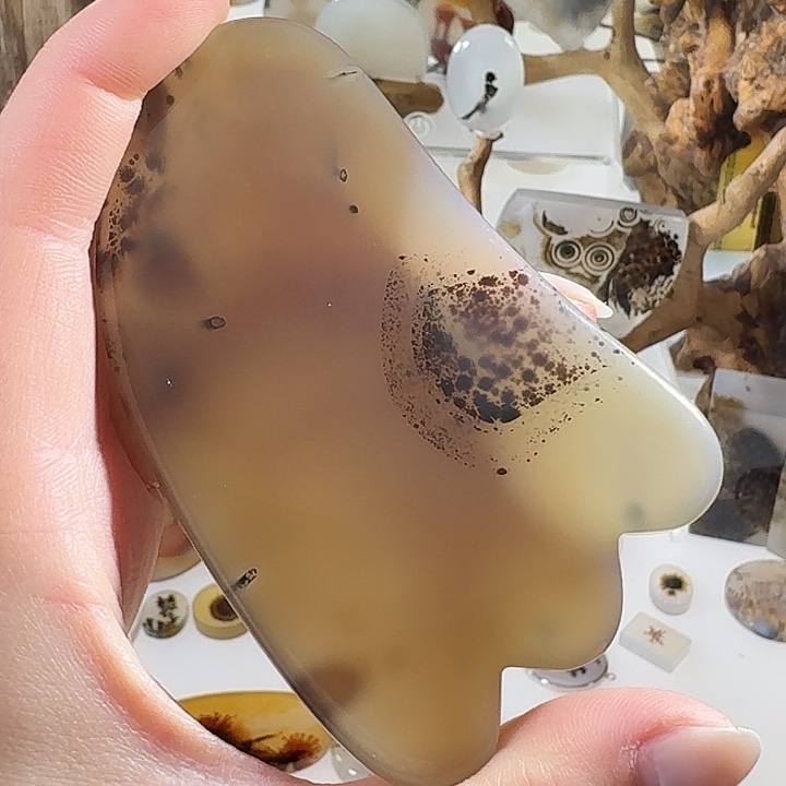 玛瑙/玉髓未镶嵌珠宝奇石