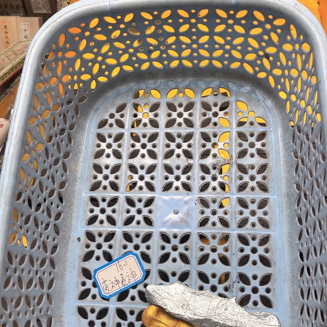 夜***神哈哈哈哈哈刚刚差价