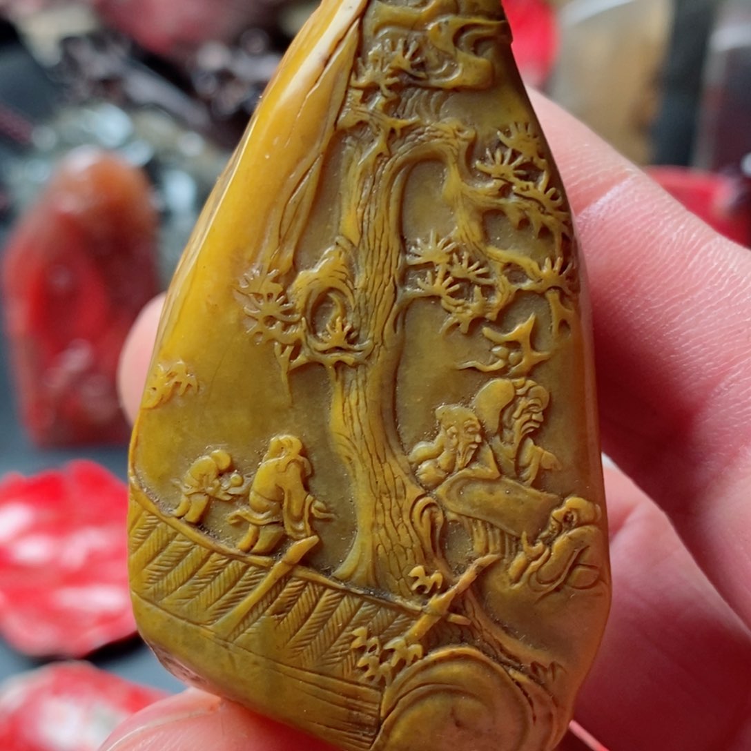 昌化鸡血石昌化田黄摆件