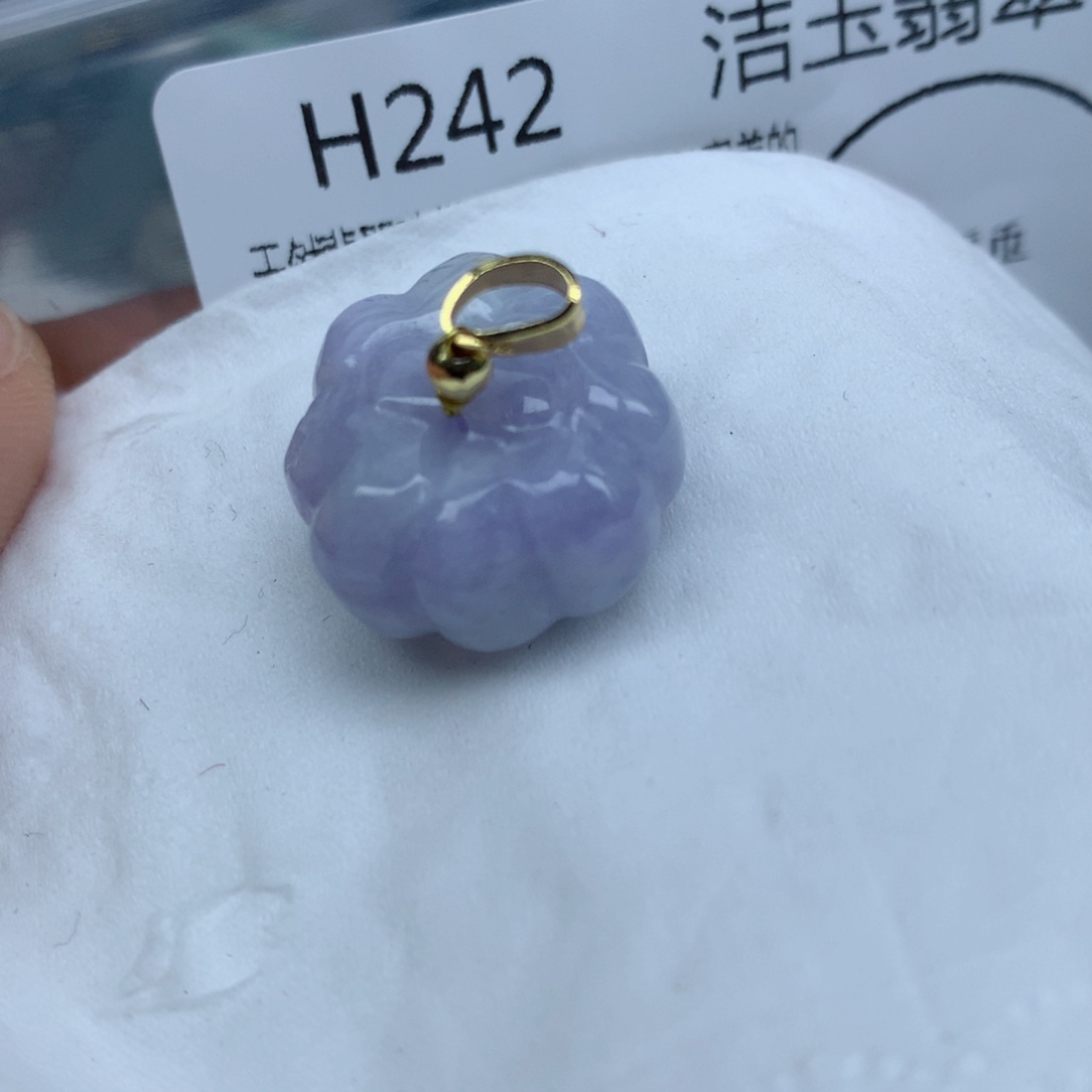 翡翠颈饰未镶嵌手串