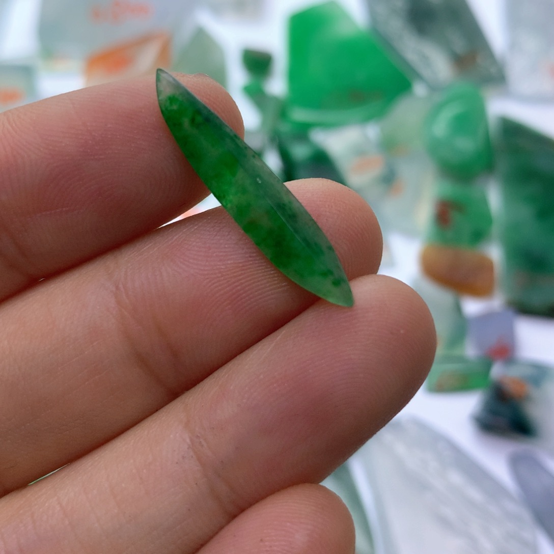 定制翡翠未镶嵌天然翡翠