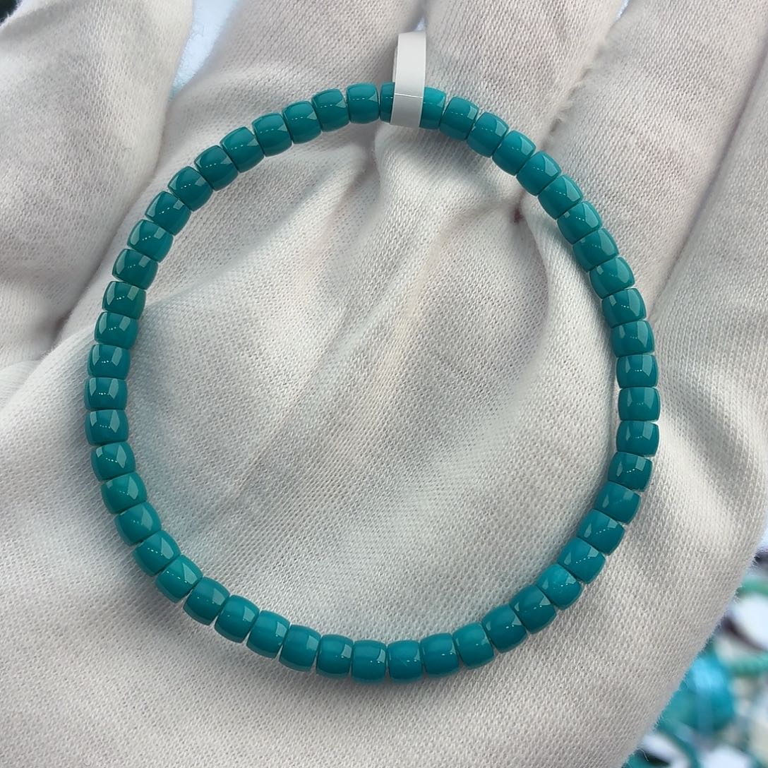 绿松石未镶嵌配饰4mm