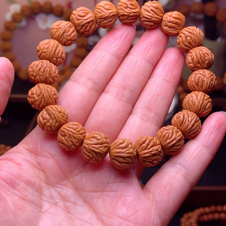 桃核手串龙纹桃核3