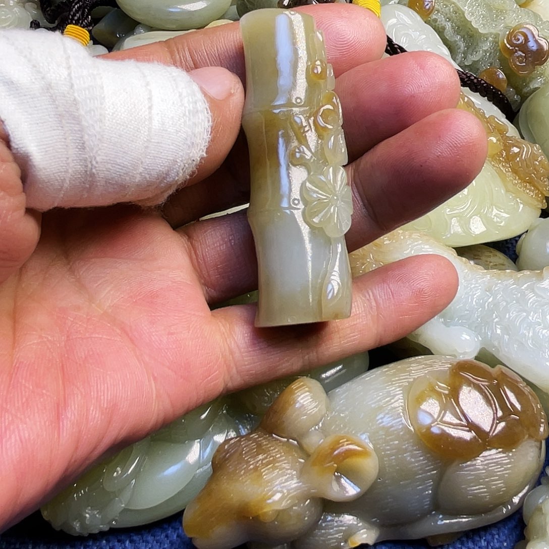 和田玉吊坠(不含链)未镶嵌O****e