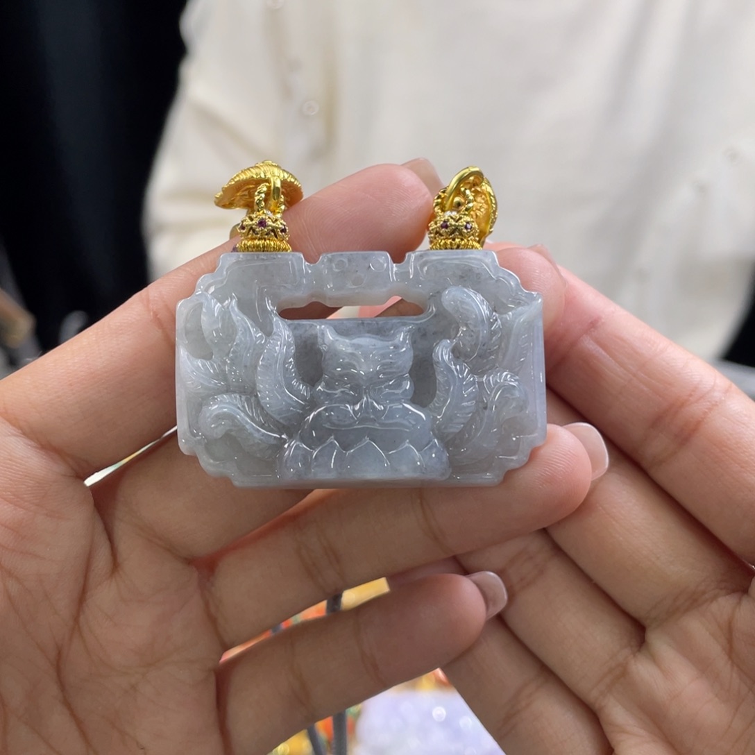 翡翠颈饰未镶嵌代编织