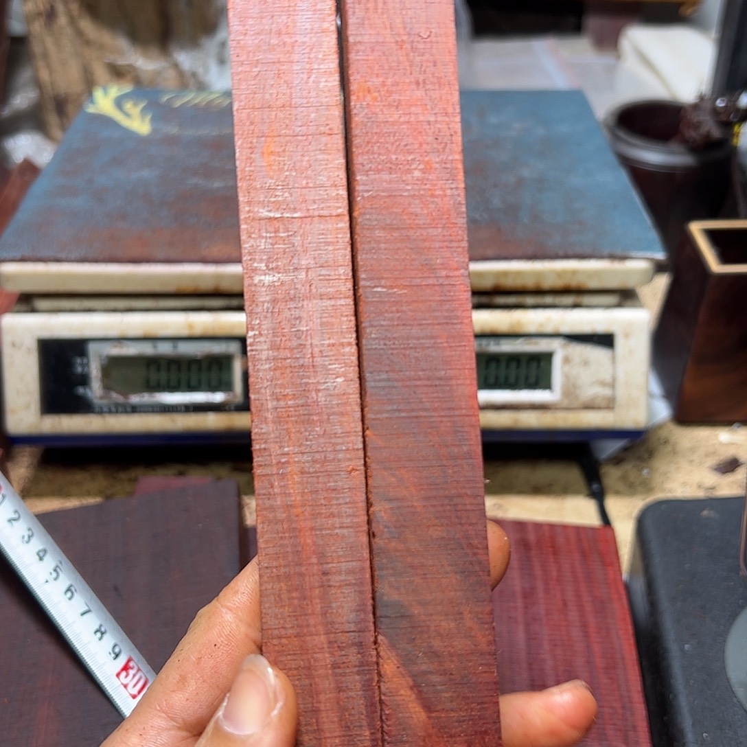 梦***）檀香紫檀（小叶紫檀）