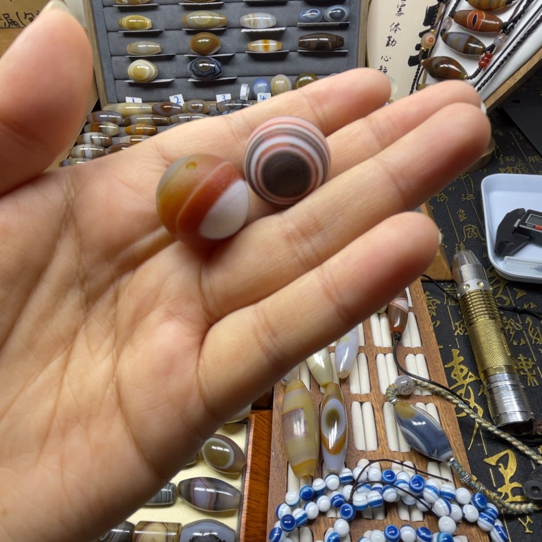 桥***玛瑙/玉髓未镶嵌颈饰